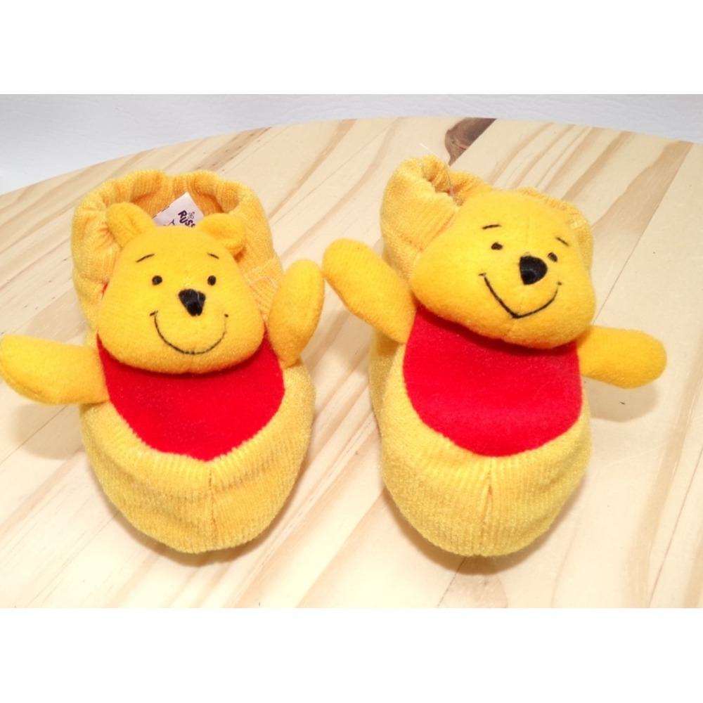 Disney Store Winnie the Pooh Baby Shoes Slippers Russ 2011 Up to 10 Months